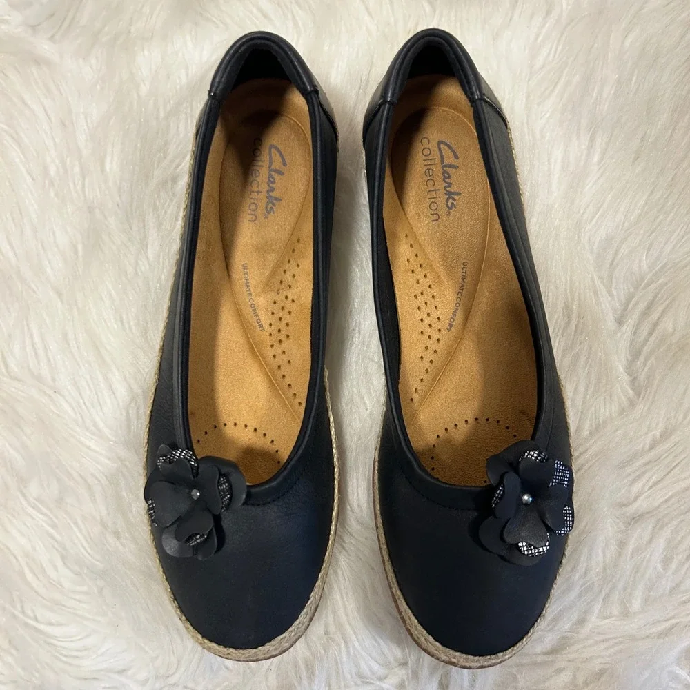 Clarks Collection Black Elaina Jade Black Leather Flats Flower Detail Women's 10